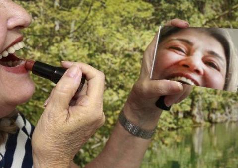 Incomodada ficava sua avó: 66% das idosas fazem sexo no Brasil