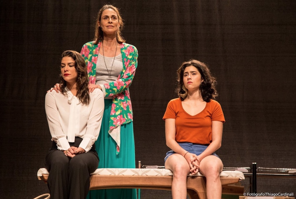 DESPUBLICADO Silvia Pfeifer, Priscila Fantin e Olivia Torres apresentam espetáculo no Teatro Amazonas