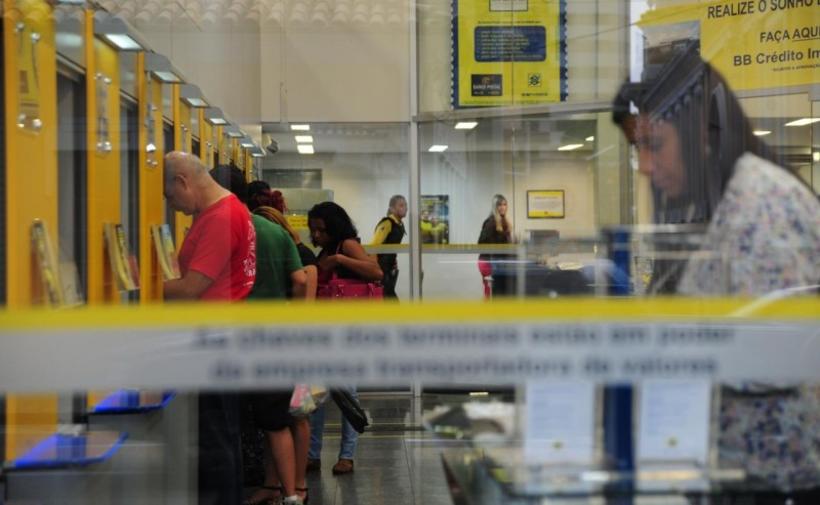 Em Manaus, bancos retomam atendimento após jogo da seleção, confira o horário