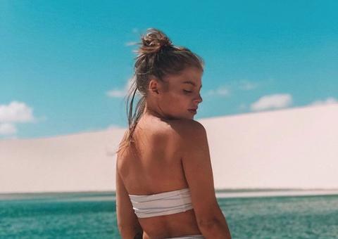 Mulher de Whindersson, Luísa Sonza posa de fio dental e bumbum redondinho chama atenção