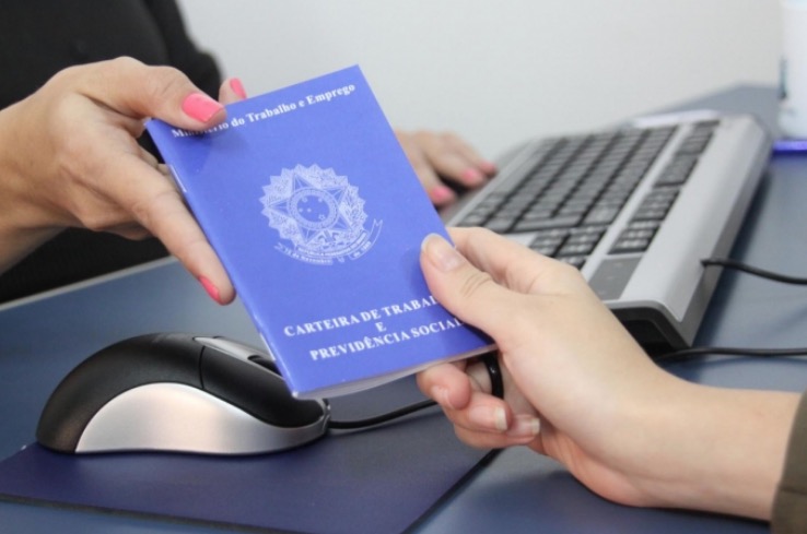 Descubra os setores que mais contratam no momento e volte ao mercado de trabalho