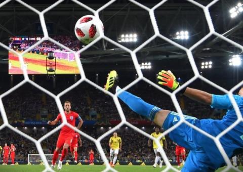 Nos pênaltis, Inglaterra se classifica às quartas e enfrentará a Suécia