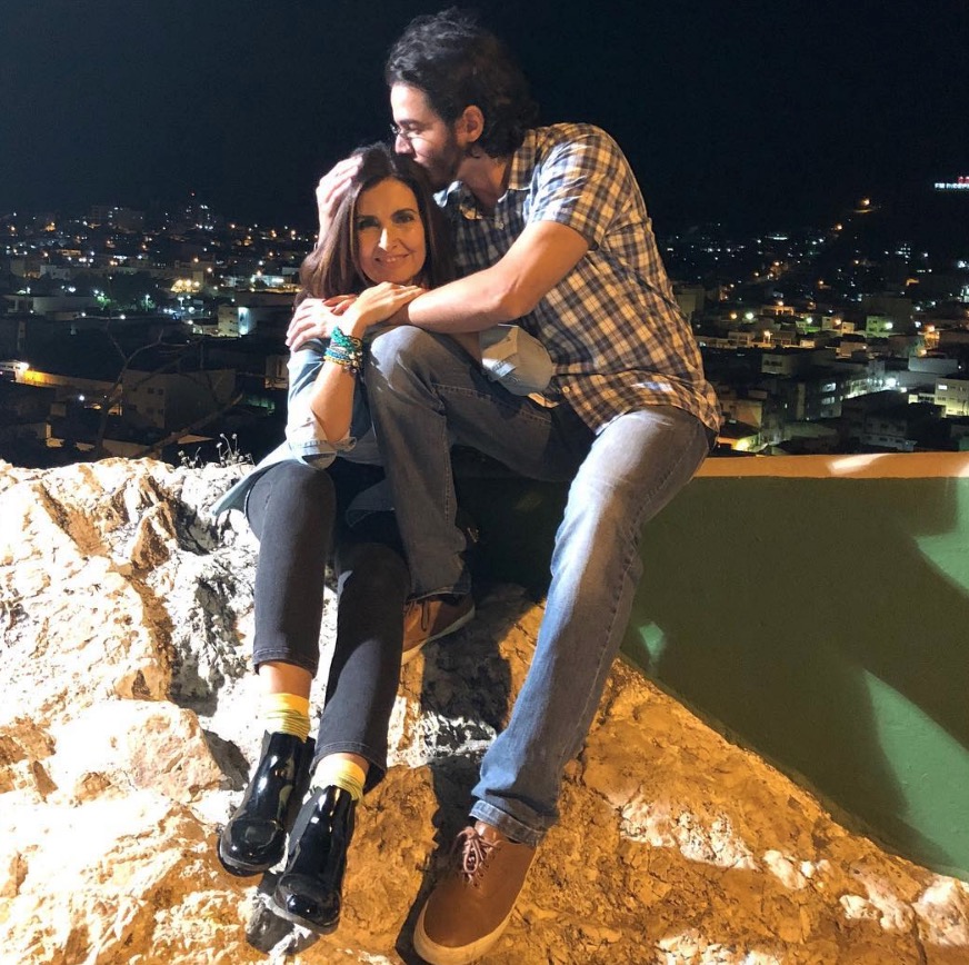 Túlio Gadelha comemora 8 meses de namoro com declaração para Fátima Bernardes