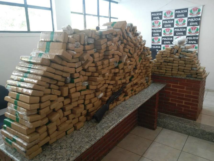 Suspeito de ter assassinado PM em assalto é preso com carregamento de drogas