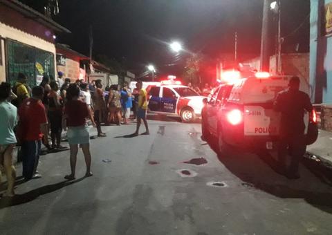 Quarteto desce de carro misterioso e executa homem a tiros em Manaus