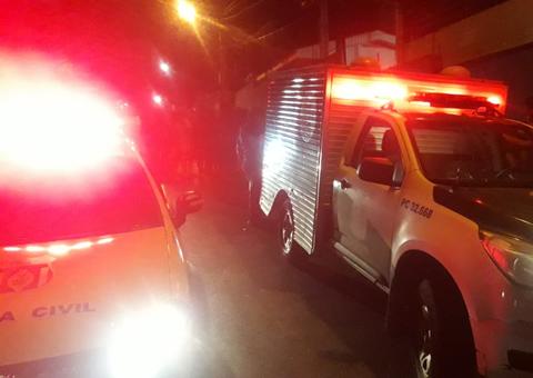 Homem é encontrado morto em calçada após ser alvejado com 6 tiros em Manaus