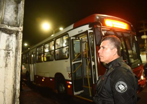 Número de presos por roubos a ônibus cresce 101,8% em Manaus, diz SSP