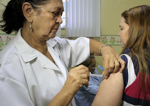 Em Manaus, aumenta procura de vacina contra o sarampo após decreto de emergência 