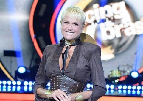 Xuxa passa por cirurgia após problema com silicone nos seios