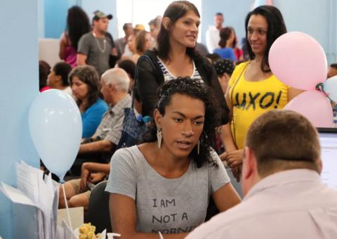 Defensoria disponibiliza documento para mudança de prenome e sexo jurídico no Amazonas