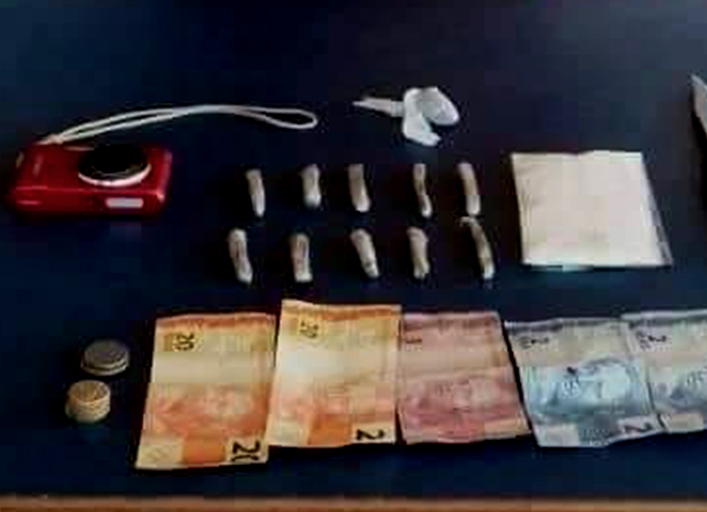 Homem tenta fugir da polícia ao ser flagrado vendendo drogas e acaba preso no Amazonas