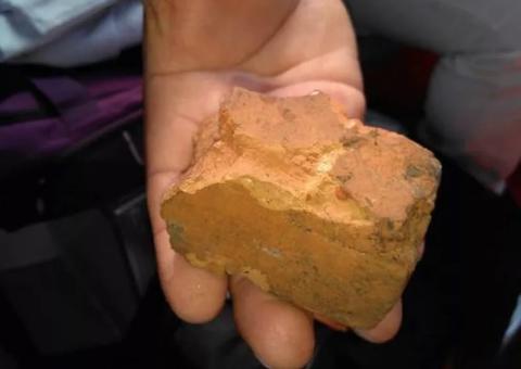 No Amazonas, jornalista é atingida com pedrada na cabeça dentro de embarcação