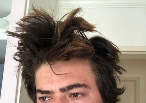 Whindersson Nunes diz que não gostava de gays e afronta internautas que cavam posts antigos