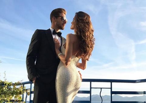 Izabel Gourlat anuncia noivado com goleiro gato da Alemanha 