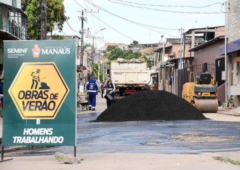 Prefeitura recupera ruas do bairro Gilberto Mestrinho   