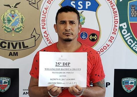 Procurado por homicídio é preso dentro de casa em Manaus