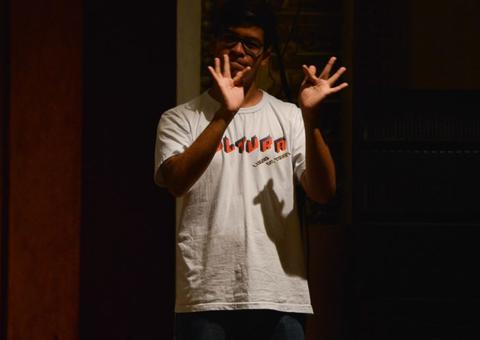 Abertas inscrições para curso básico de Libras com 30 vagas