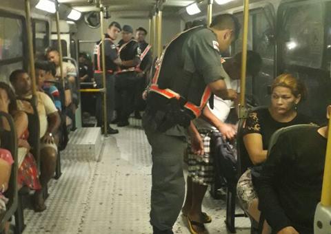 Prefeitura assina convênio com Polícia Militar para reforçar fiscalização no transporte coletivo