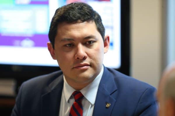 Antes de ser afastado, Ministro do Trabalho gastou R$ 150 mil durante Festival de Parintins