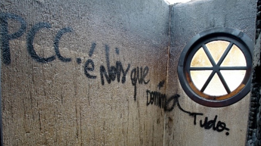 PCC tem cadastro de inadimplentes e 'código penal' para infratores