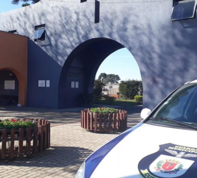 Polícia investiga desaparecimento de corpo de bebê em cemitério 