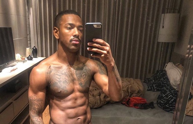 Nego do Borel tem carro de luxo roubado no Rio de Janeiro