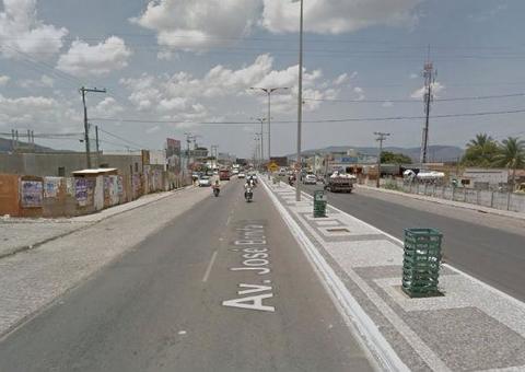 Homem é roubado e agredido em casa de prostituição 