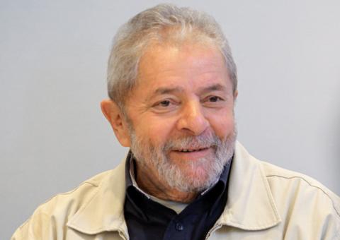 PGR: Decisão sobre liberdade de Lula precisa passar pelo STJ