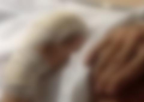 Idoso de 70 anos é detido após esfaquear a própria filha durante briga