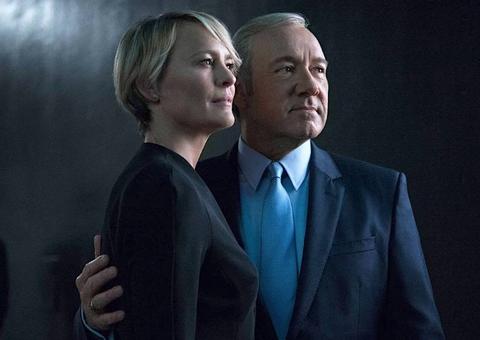 Robin Wright fala pela primeira vez sobre Kevin Spacey, acusado de assédio