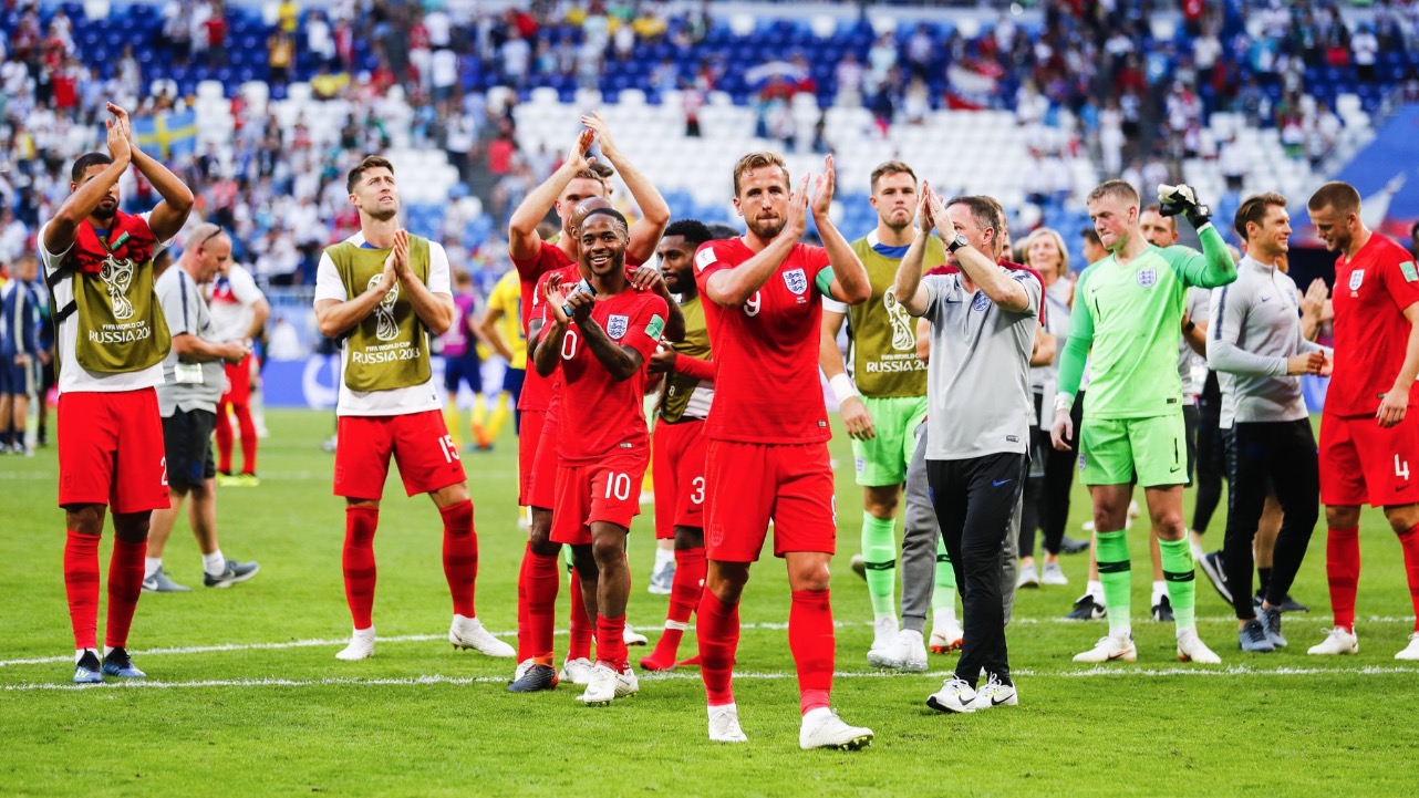 Inglaterra e Croácia fazem duelo de 'zebras' na semifinal
