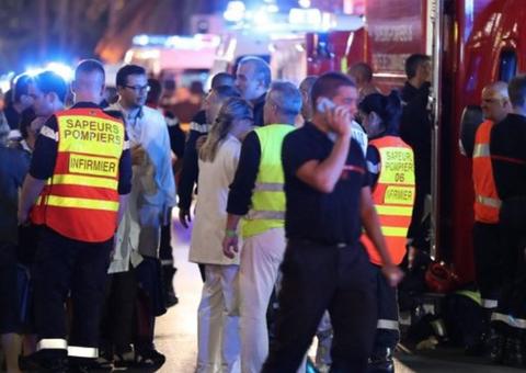 Confusão durante jogo da seleção francesa deixa 30 feridos 