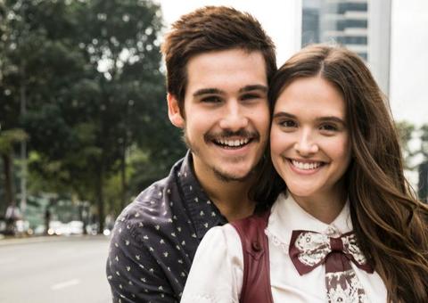 Após flagra de beijo, Nicolas Prattes e Juliana Paiva estão namorando