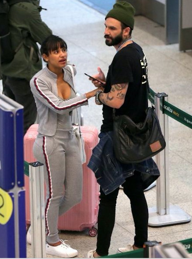 Cheia de estilo, ex-BBB Gleici visita terra natal de Wagner, em Curitiba