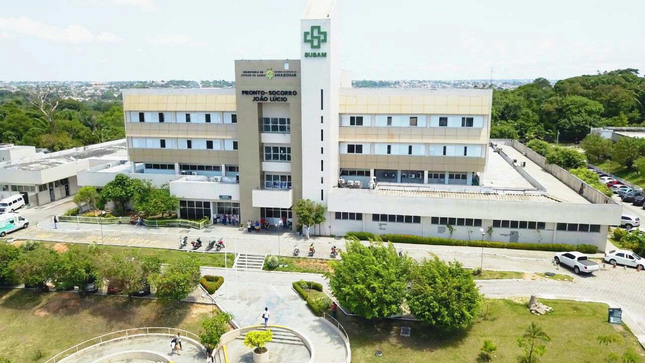 Criança atropelada por ônibus morre em hospital de Manaus