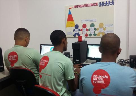 Coletivo Jovem abre 360 vagas para cursos gratuitos de capacitação em Manaus
