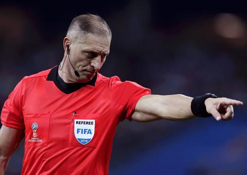 Argentino apitará a final da Copa do Mundo 