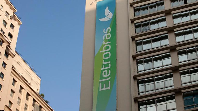 BNDES suspende leilão de distribuidoras da Eletrobras