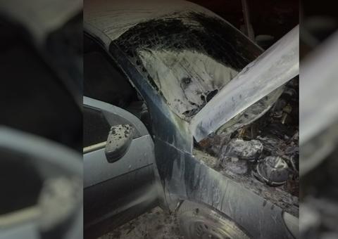 Homem que pôs fogo em carro em motel faz acordo e pagará R$ 5 mil ao  dono