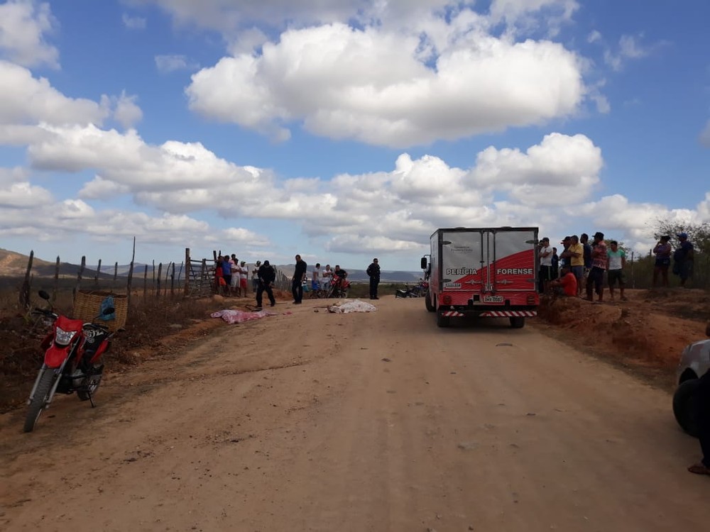 Irmãos gêmeos, mãe e tio são assassinados a tiros em chacina