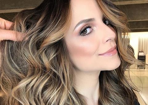  Noiva de Lucas, Ana Lúcia muda de visual pela primeira vez