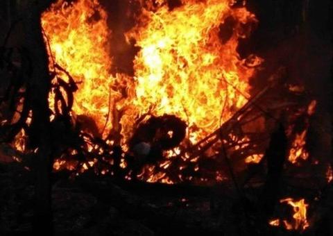 Queda de avião deixa dois mortos em festival