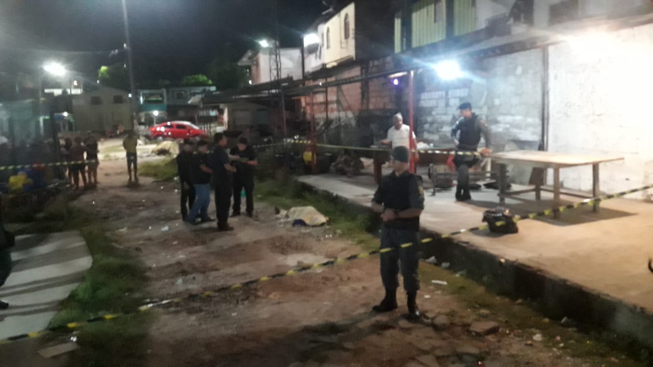 Em Manaus, jovem é executado a tiros por dupla encapuzada