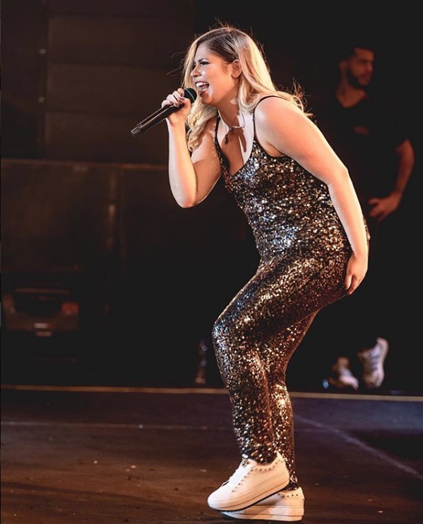 Marília Mendonça diz que já vendeu coxinha e chocolate antes da fama