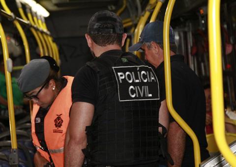 Seis pessoas são presas e 79 bares fechados durante operação Cavalo de Aço 