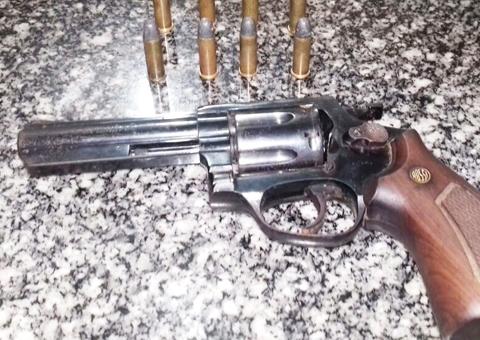 Grávida é ameaçada com arma de fogo durante assalto a maternidade em Manaus