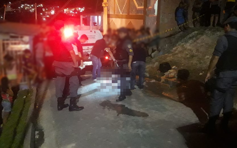 Homem é executado com 17 tiros na frente de sua casa em Manaus