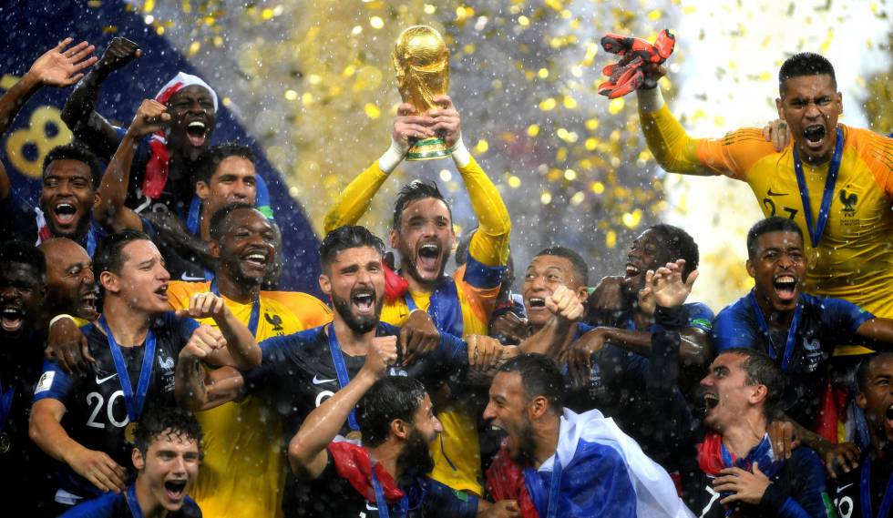 Seleção francesa chega nesta manhã a Paris e será homenageada
