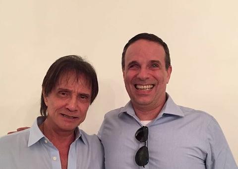 Filho de Roberto Carlos fala sobre dificuldade do pai em falar sobre acidente