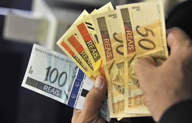 Governo antecipa primeira parcela do 13º de aposentados e pensionistas